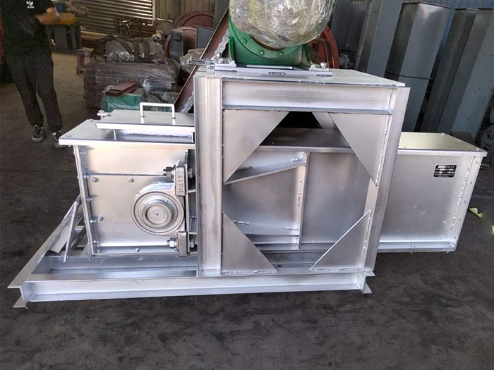 刮板輸送機(jī)